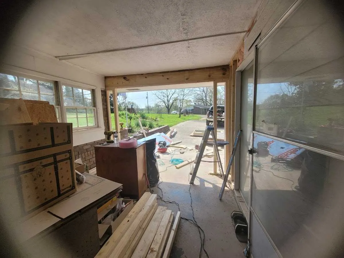 Air movers and dehumidifier for Drying & Dehumidification in Menominee